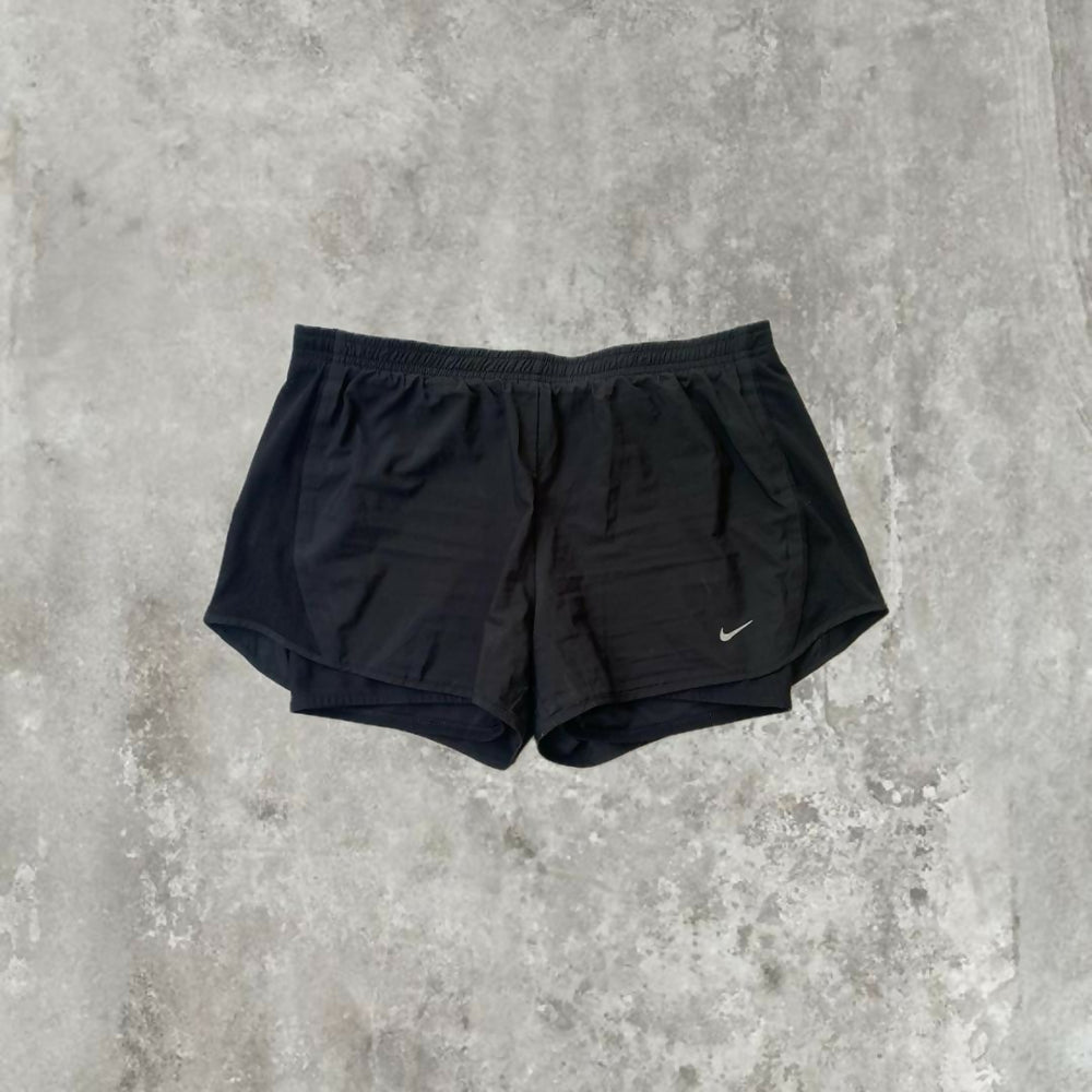 Short nike