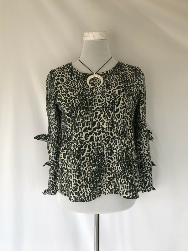 animal print top