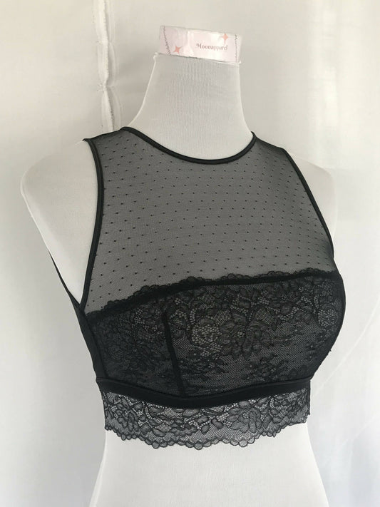 lace crop top