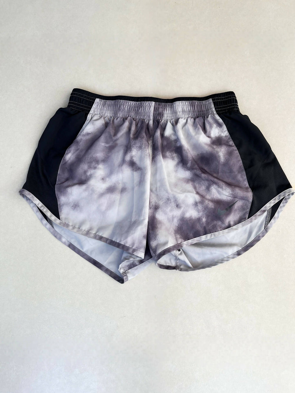 Short Nike tie dye