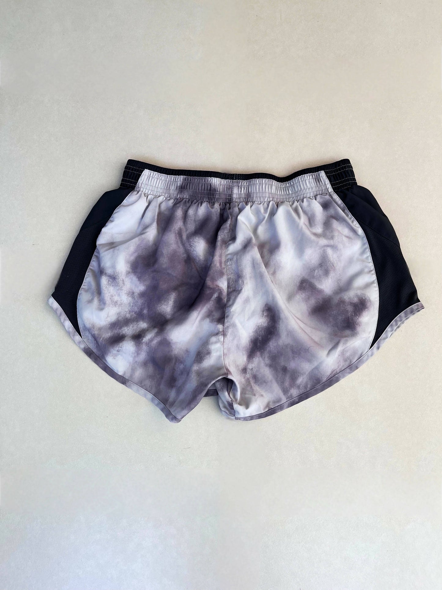 Short Nike tie dye